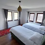 Bosanska Kuca Emina فيلة بيهاتش