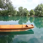Bosanska Kuca Emina