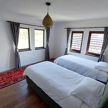 Bosanska Kuca Emina Villa Bihać