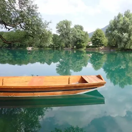 Bosanska Kuca Emina