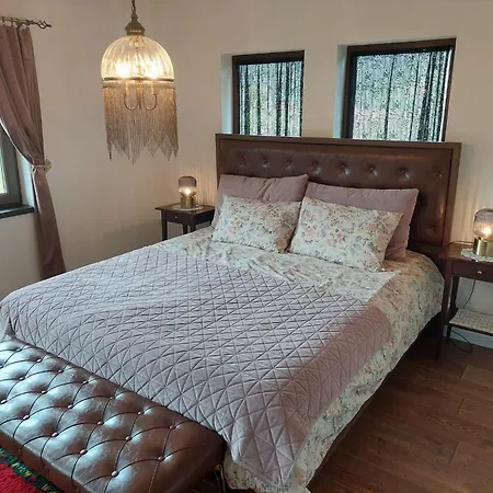 Bosanska Kuca Emina Villa *