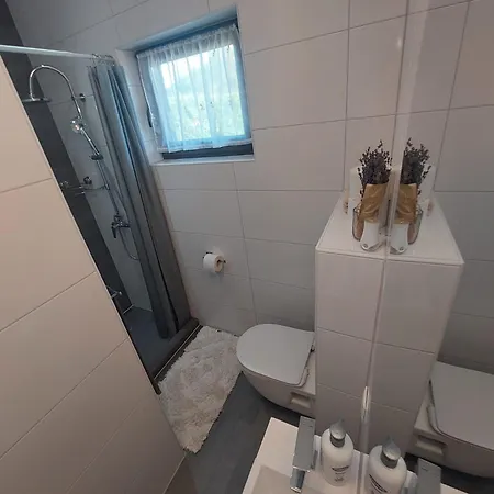 Bosanska Kuca Emina Bihać